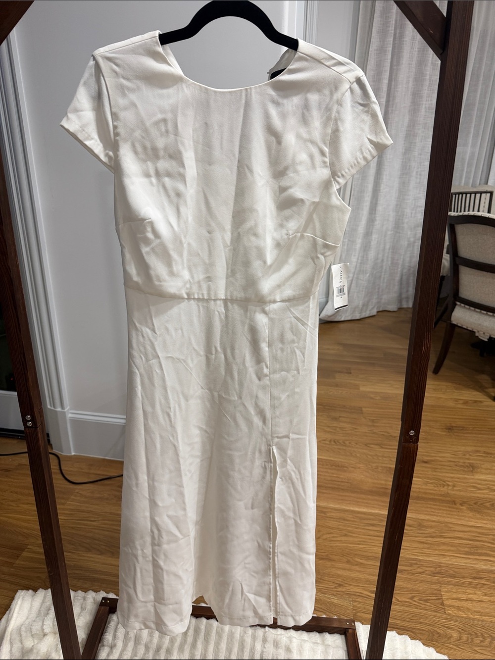 Alexia Admor White Short-Sleeve Midi Sheath Dress